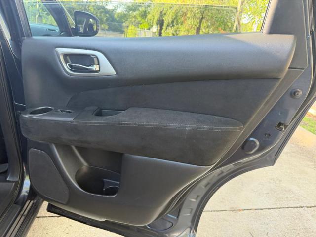2016 Nissan Pathfinder S