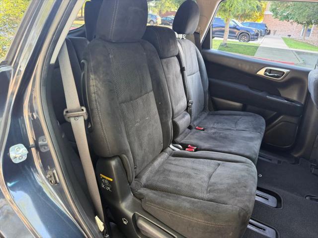 2016 Nissan Pathfinder S