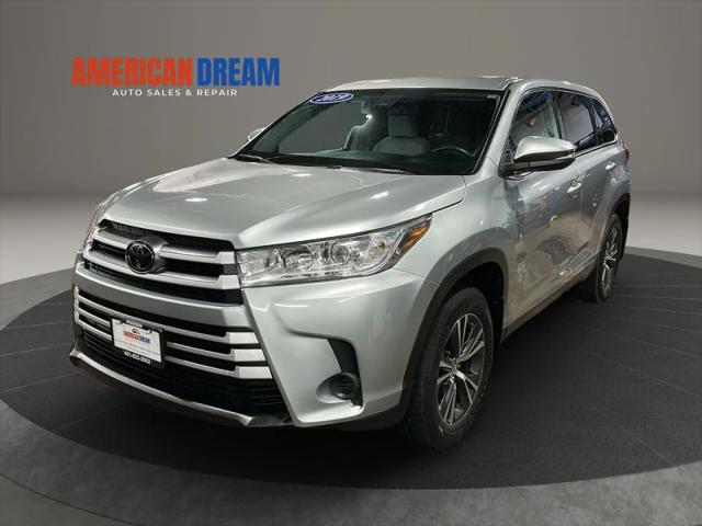 2019 Toyota Highlander LE for sale in Warwick, RI