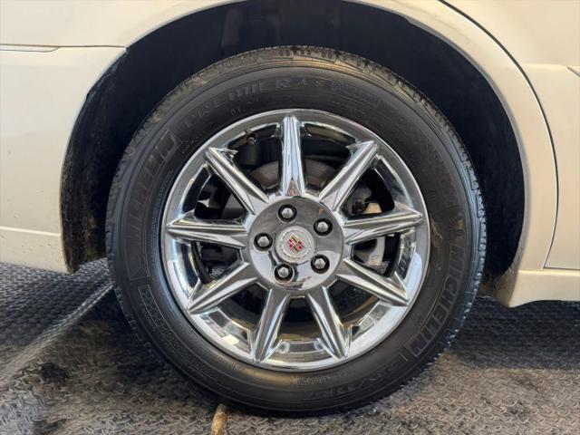 2011 Cadillac DTS Luxury Collection