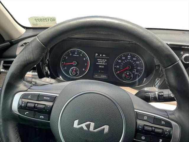 2022 Kia K5 EX