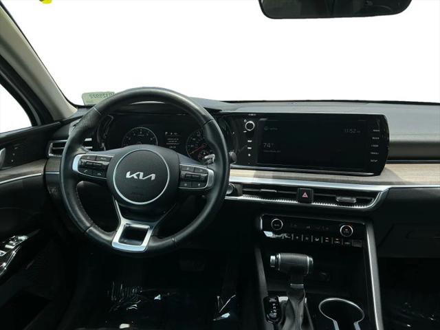 2022 Kia K5 EX