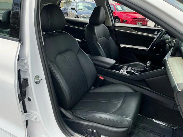 2022 Kia K5 EX