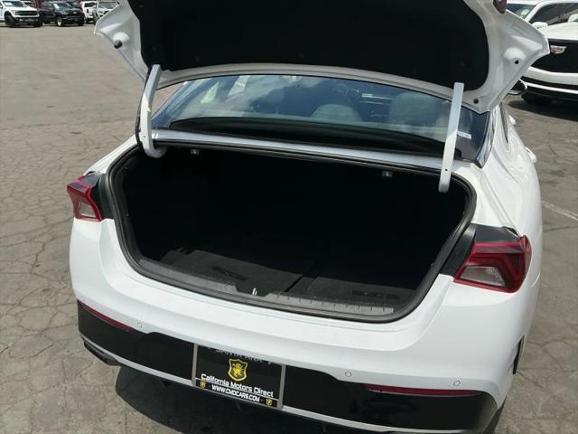 2022 Kia K5 EX