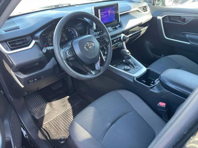 2023 Toyota RAV4 Hybrid LE