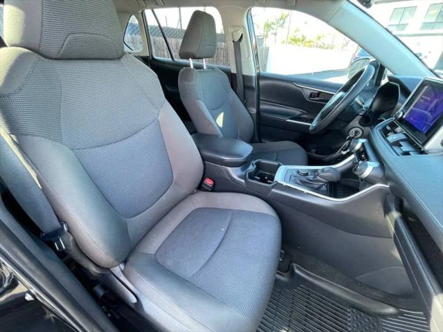 2023 Toyota RAV4 Hybrid LE