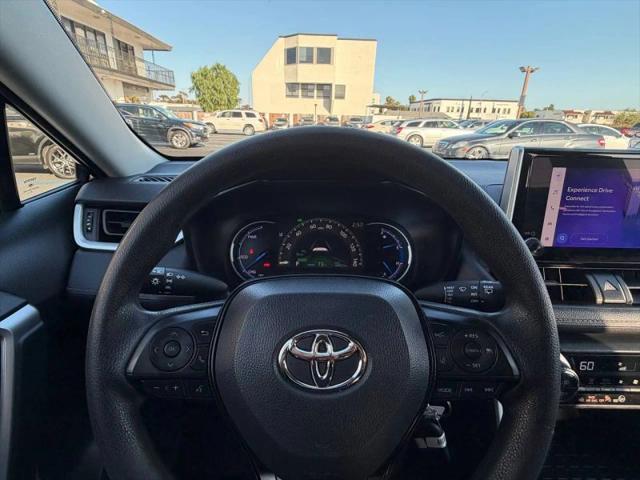 2023 Toyota RAV4 Hybrid LE