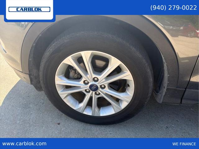 2017 Ford Escape SE