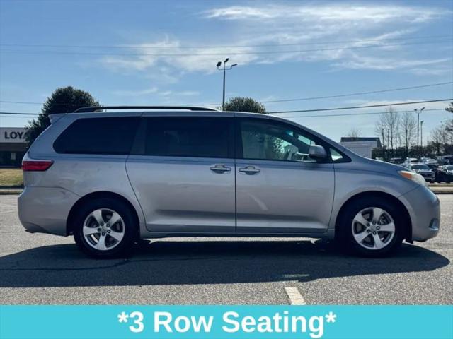 2017 Toyota Sienna LE 8 Passenger