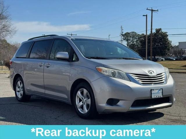 2017 Toyota Sienna LE 8 Passenger