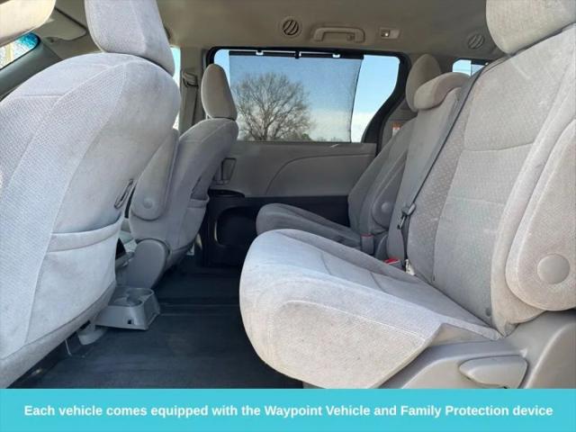 2017 Toyota Sienna LE 8 Passenger
