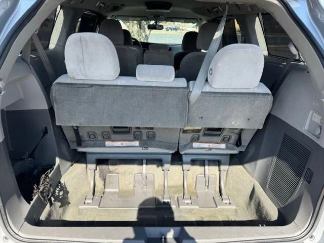2017 Toyota Sienna LE 8 Passenger