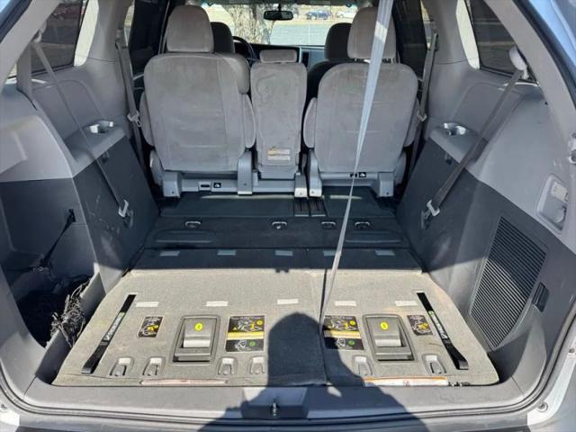 2017 Toyota Sienna LE 8 Passenger