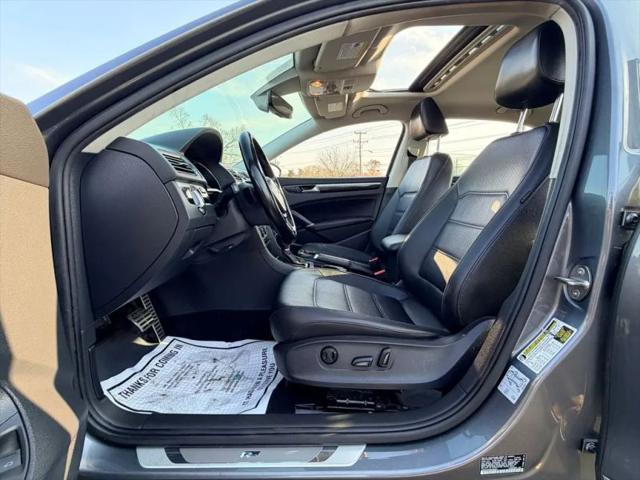 2019 Volkswagen Passat 2.0T SE R-Line