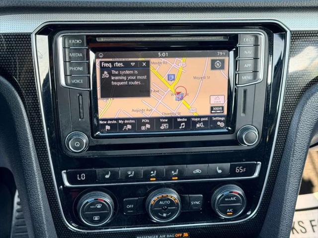 2019 Volkswagen Passat 2.0T SE R-Line