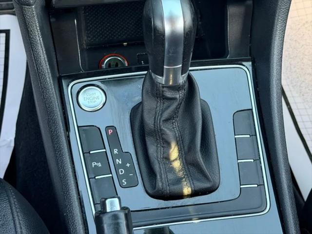 2019 Volkswagen Passat 2.0T SE R-Line