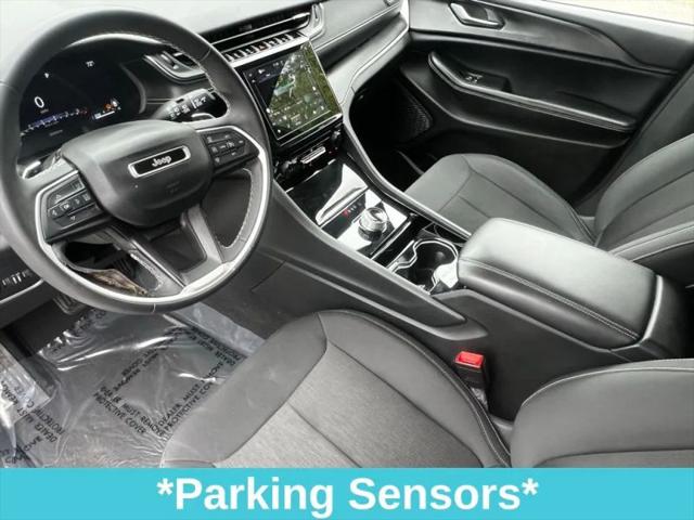 2023 Jeep Grand Cherokee L Laredo 4x2
