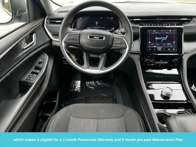 2023 Jeep Grand Cherokee L Laredo 4x2