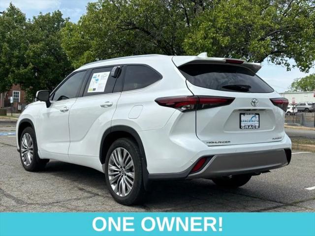 2024 Toyota Highlander Platinum