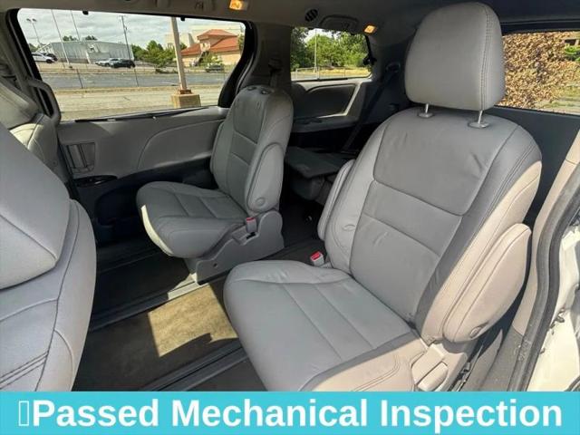 2019 Toyota Sienna XLE 7 Passenger