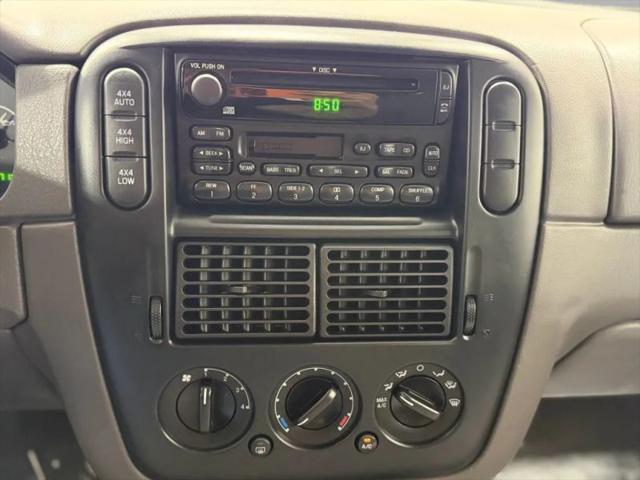 2002 Ford Explorer XLS