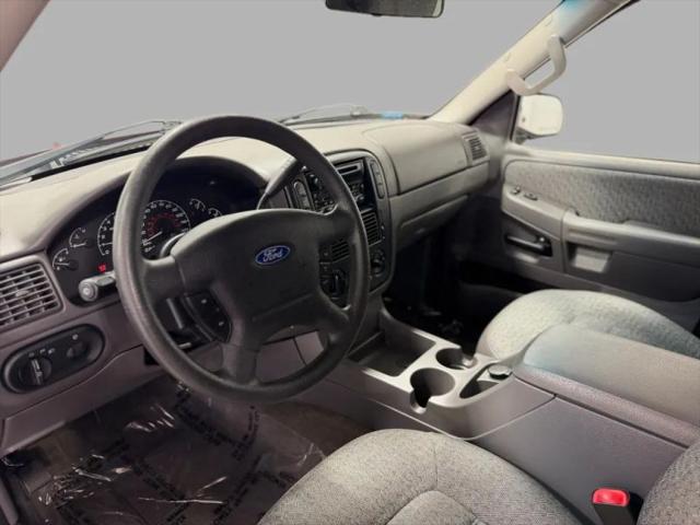 2002 Ford Explorer XLS