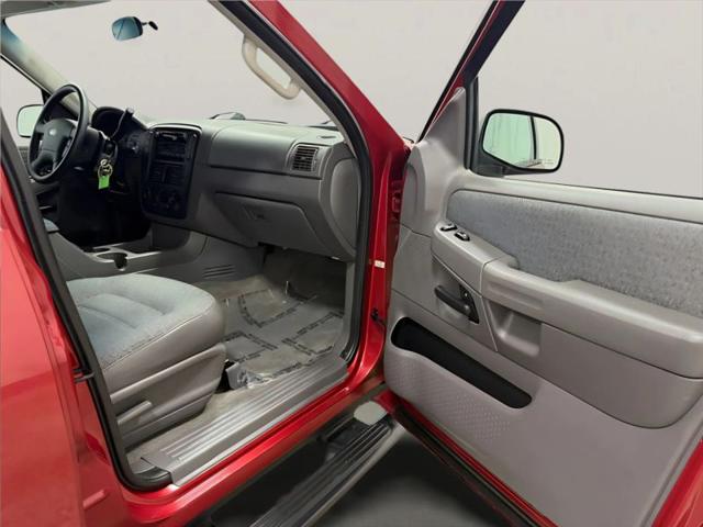 2002 Ford Explorer XLS