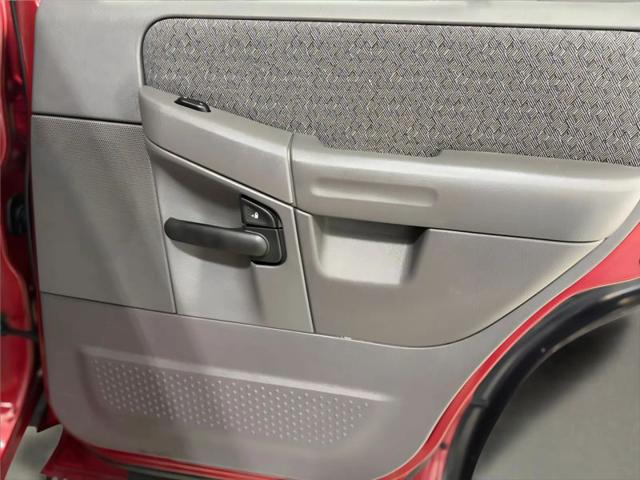 2002 Ford Explorer XLS
