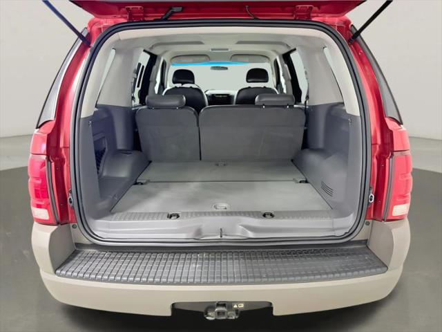 2002 Ford Explorer XLS