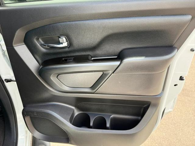 2019 Nissan Titan SV