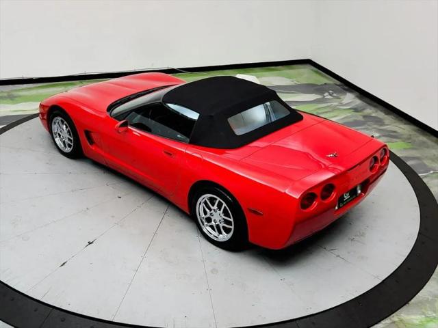 2000 Chevrolet Corvette Base