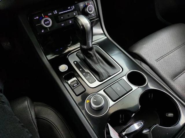 2016 Volkswagen Touareg VR6 Sport
