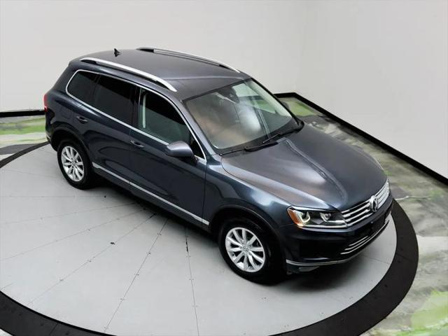 2016 Volkswagen Touareg VR6 Sport