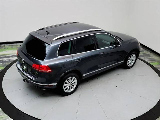 2016 Volkswagen Touareg VR6 Sport