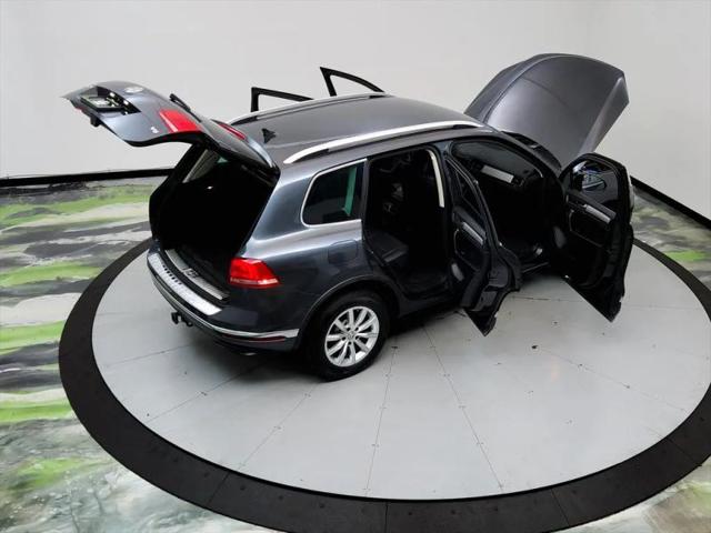 2016 Volkswagen Touareg VR6 Sport