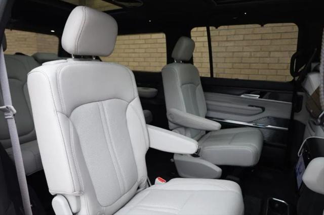 2026 Jeep Grand Wagoneer Summit Obsidian 4x4
