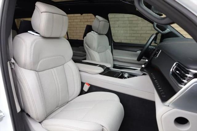 2026 Jeep Grand Wagoneer Summit Obsidian 4x4