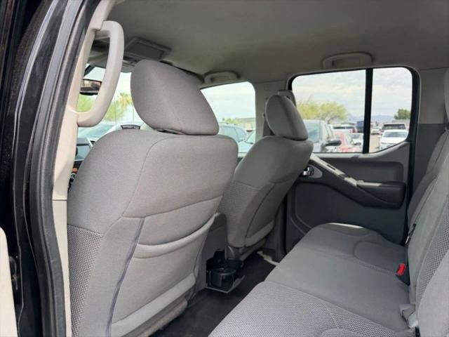 2021 Nissan Frontier Crew Cab SV 4x2