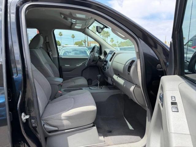 2021 Nissan Frontier Crew Cab SV 4x2