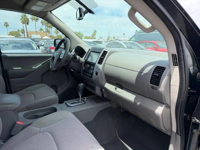 2021 Nissan Frontier Crew Cab SV 4x2