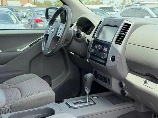 2021 Nissan Frontier Crew Cab SV 4x2