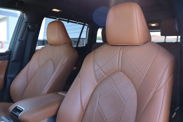 2022 Toyota Highlander Platinum