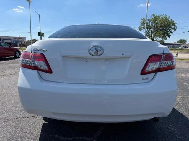 2011 Toyota Camry LE