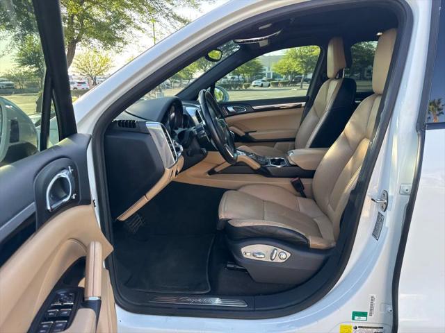 2018 Porsche Cayenne Base