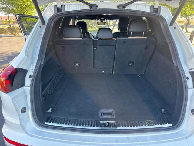 2018 Porsche Cayenne Base