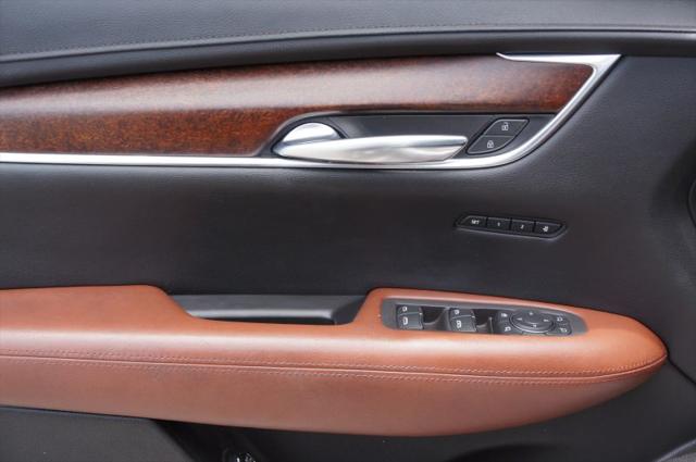 2020 Cadillac XT5 FWD Premium Luxury