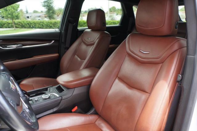 2020 Cadillac XT5 FWD Premium Luxury
