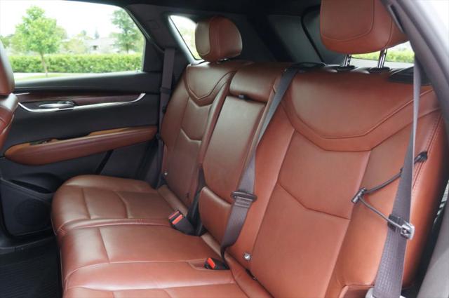 2020 Cadillac XT5 FWD Premium Luxury