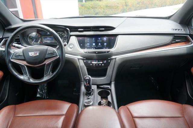 2020 Cadillac XT5 FWD Premium Luxury