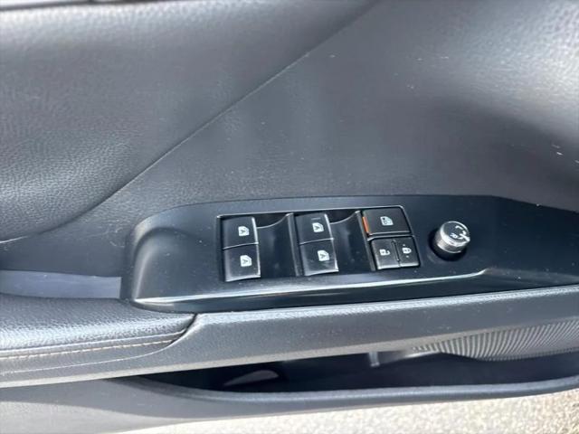 2020 Toyota Camry XLE AWD